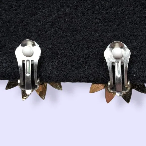 Vintage Yellow Metal Flower Earrings - Picture 4 of 6